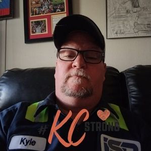 Meet your Posher, Kyle